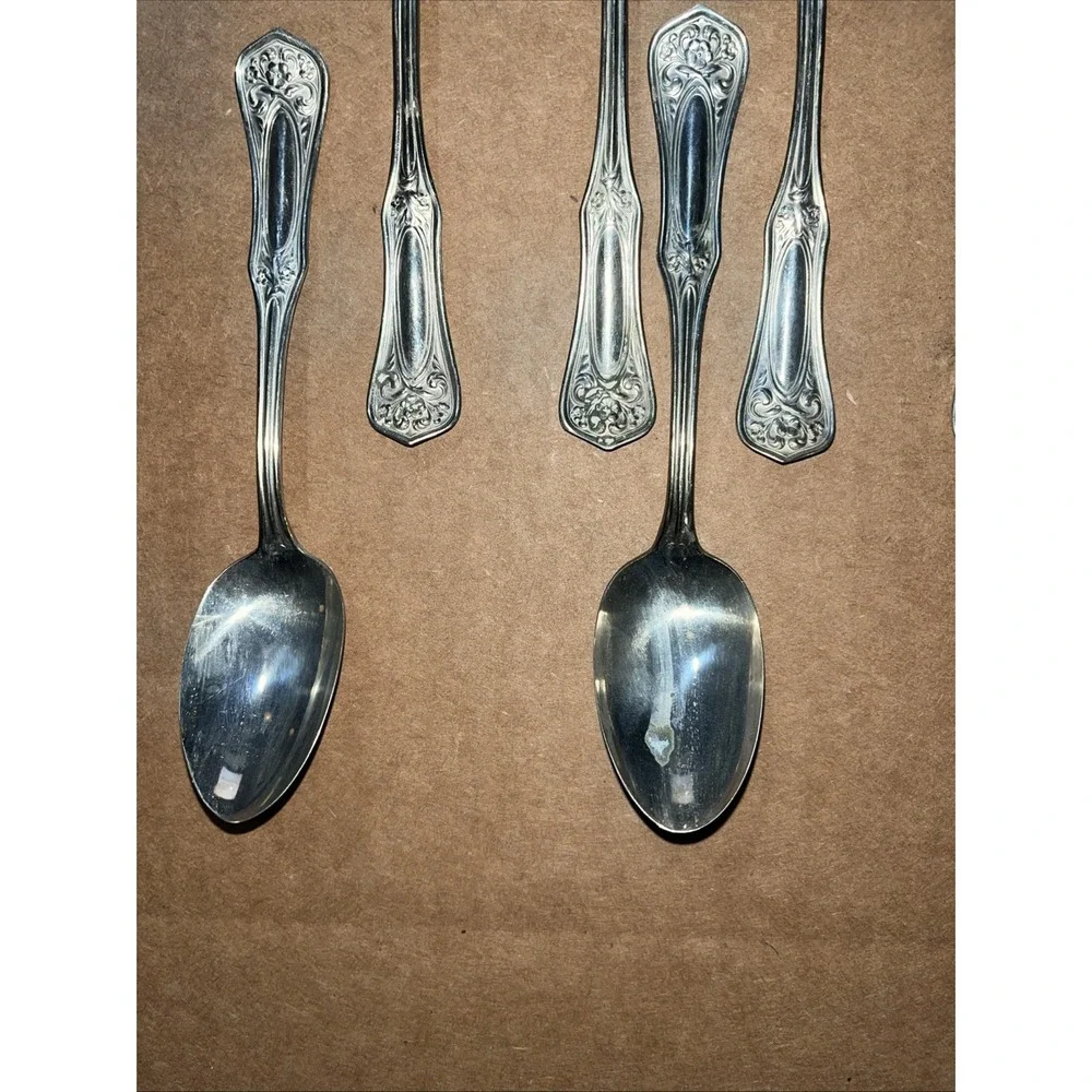 16 WM A Rogers Oneida Silver Nickel Ornate Spoons Ring Making‎ Crafting 5-7/8